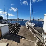 Hébergements Lyael - Marina Lumineuse Avec Ponton Privé à Port Camargue Appartement Le Grau-du-Roi