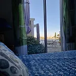 Appartement Hébergements Lyael - Marina Lumineuse Avec Ponton Privé à Port Camargue Le Grau-du-Roi
