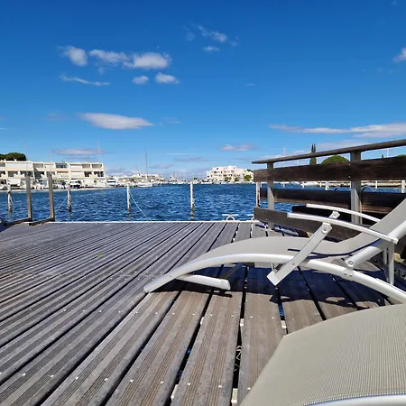 Hébergements Lyael - Marina Lumineuse Avec Ponton Privé à Port Camargue Appartement Le Grau-du-Roi