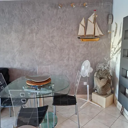 Apartmán Hebergements Lyael - Marina Lumineuse Avec Ponton Prive A Port Camargue Le Grau-du-Roi